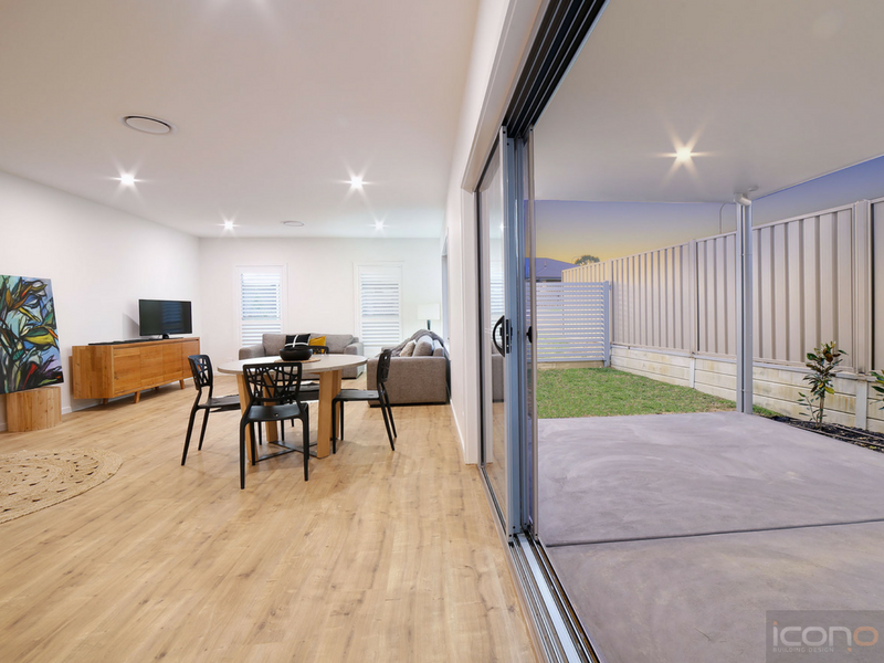 Rose Place · view 2